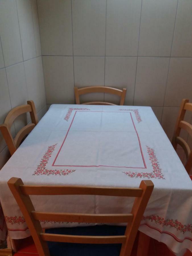 Blue Moon Apartment Licko Petrovo Selo ภายนอก รูปภาพ